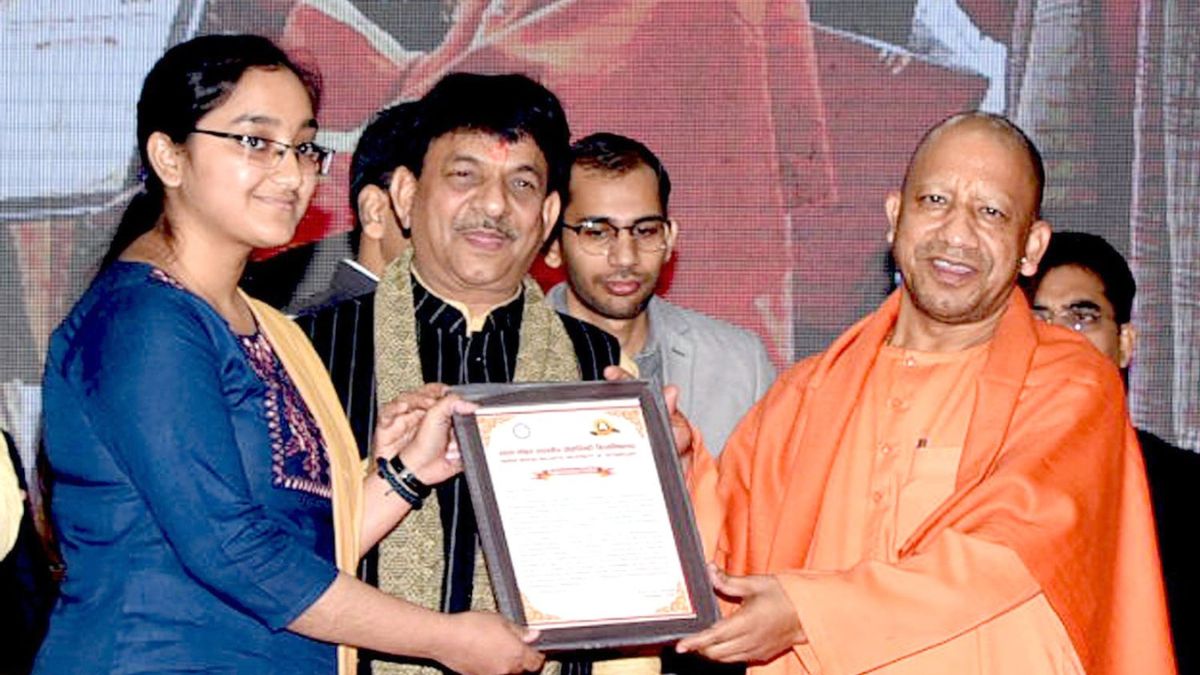 israel-employes-5000-up-workers-amid-gaza-war-cm-adityanath-says-will-get-free-food-rs-15-lakh-salary